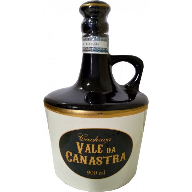 CACHAÇA PORCELANA (MURINGA) Vale da Canastra Ouro 900ml