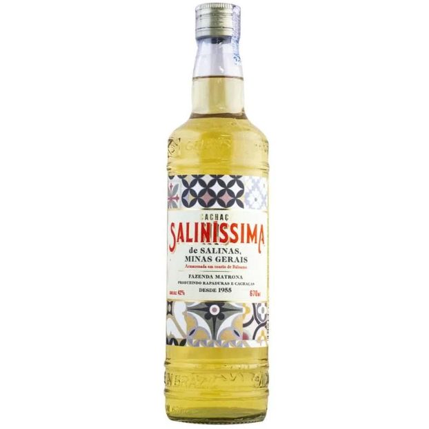 Cachaça Saliníssima Ouro 670ml