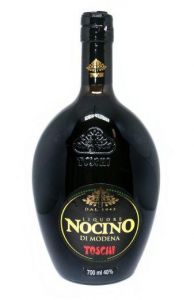 Licor Nocino Toschi di Modena 700 ml